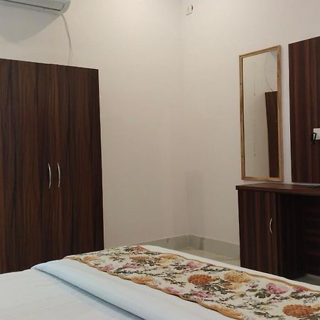 Atithi Inn 克久拉霍 外观 照片